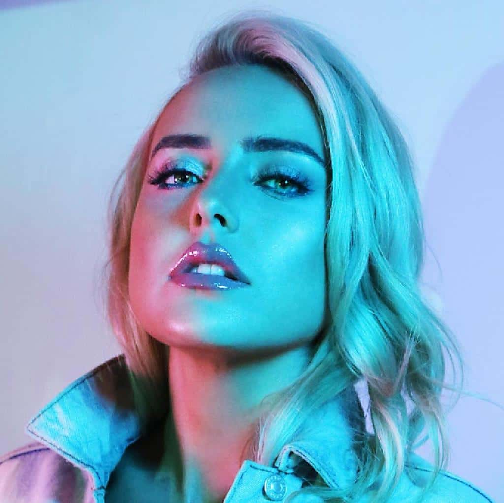 Holly Ellison