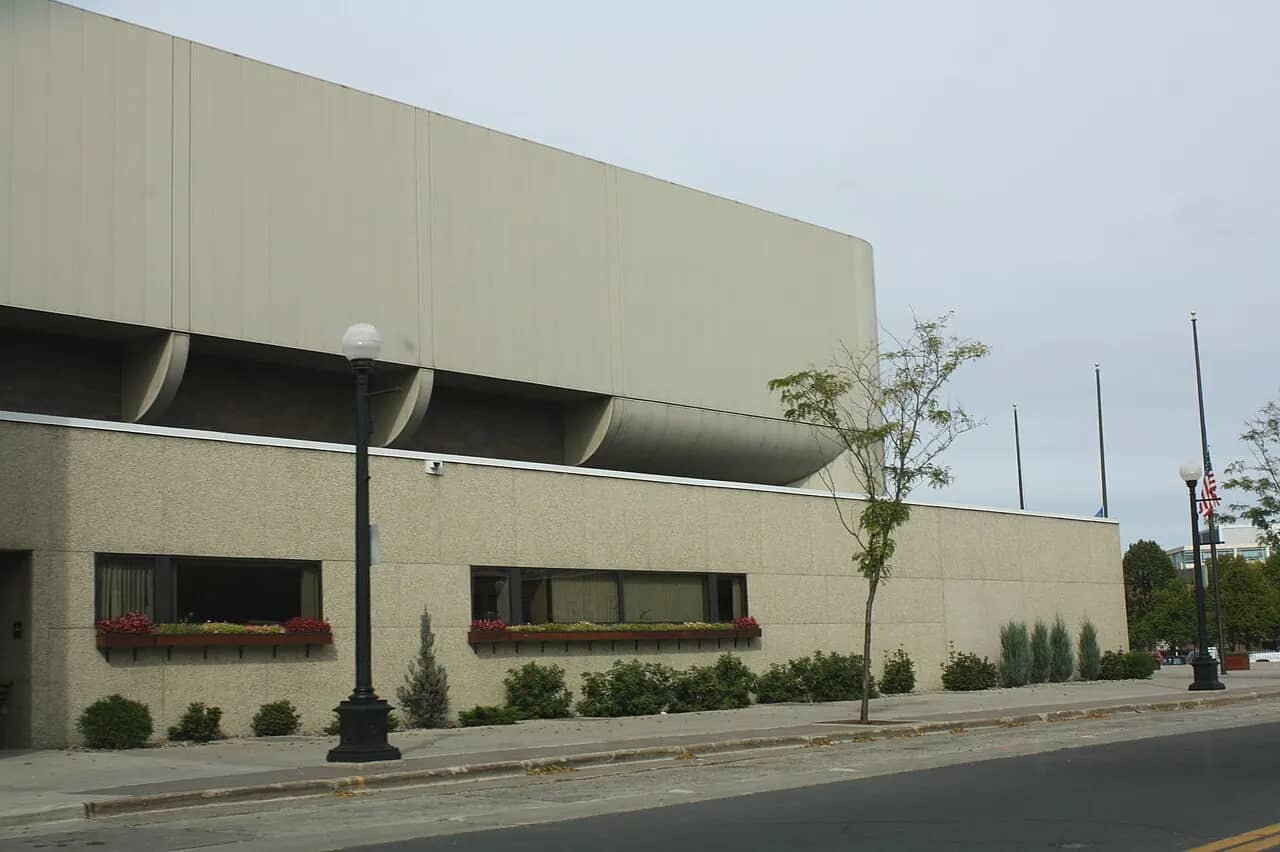La Crosse Center