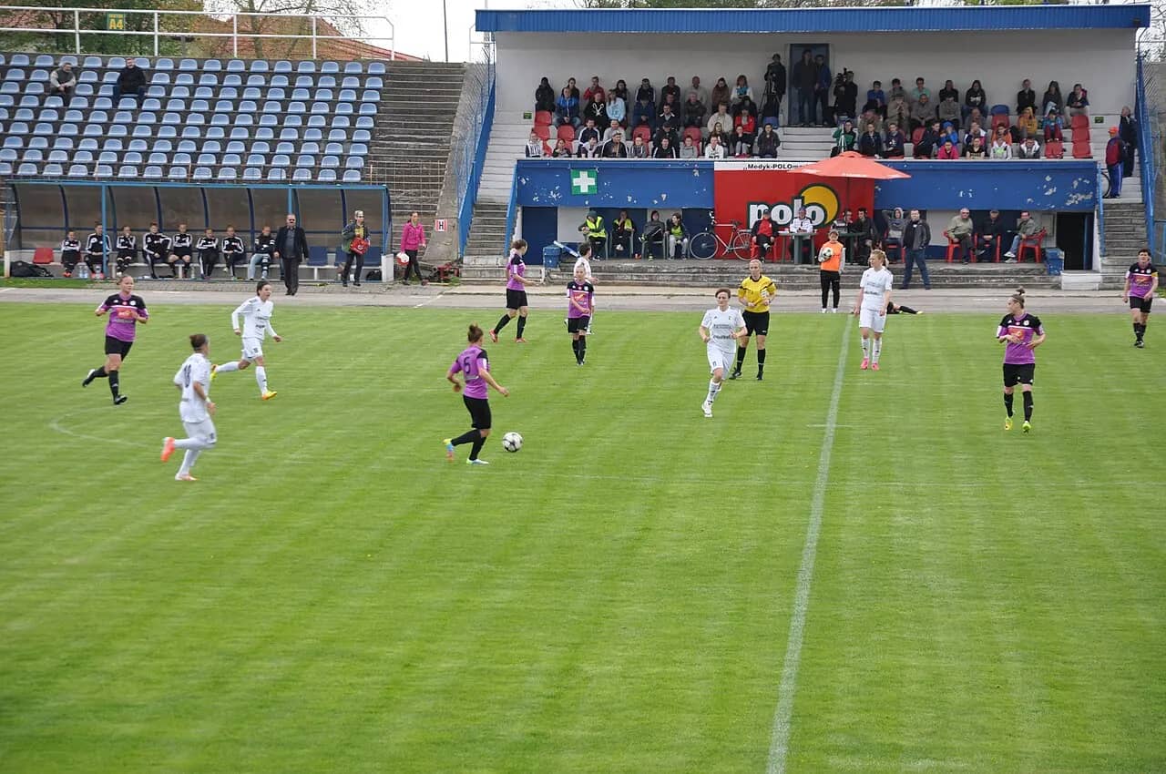 Stadion im. Złotej Jedenastki Kazimierza Górskiego w Koninie