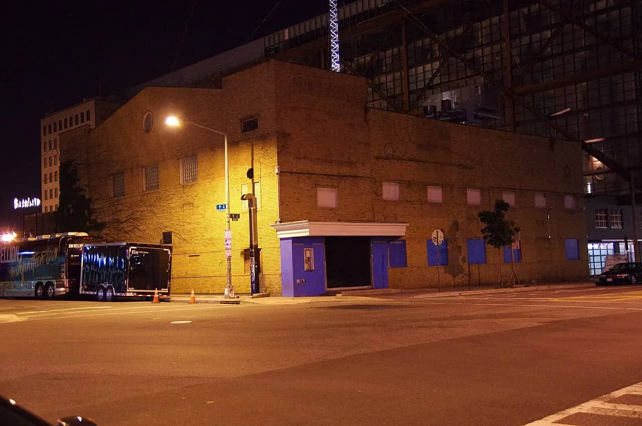 9:30 CLUB