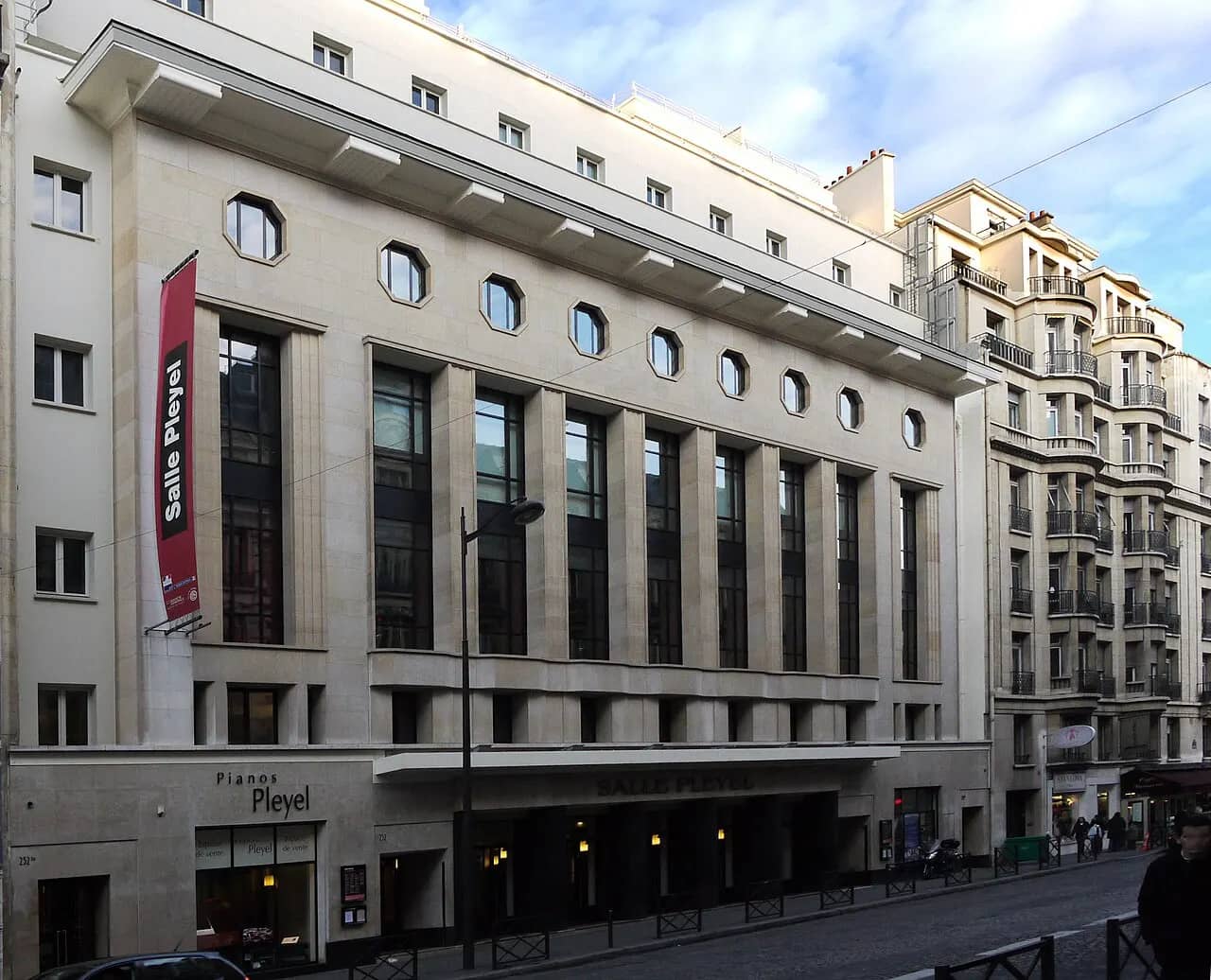SALLE PLEYEL