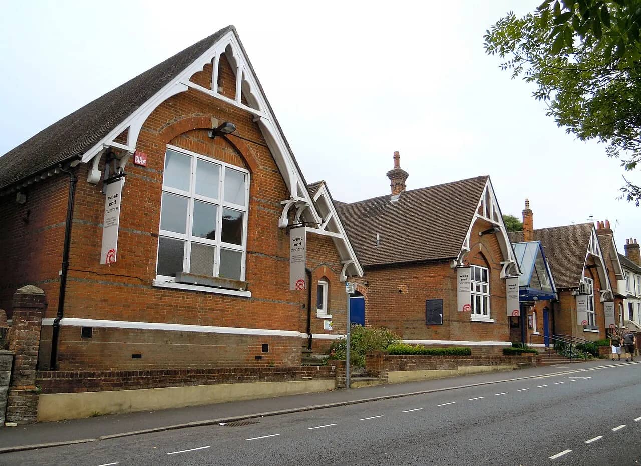 Aldershot West End Centre