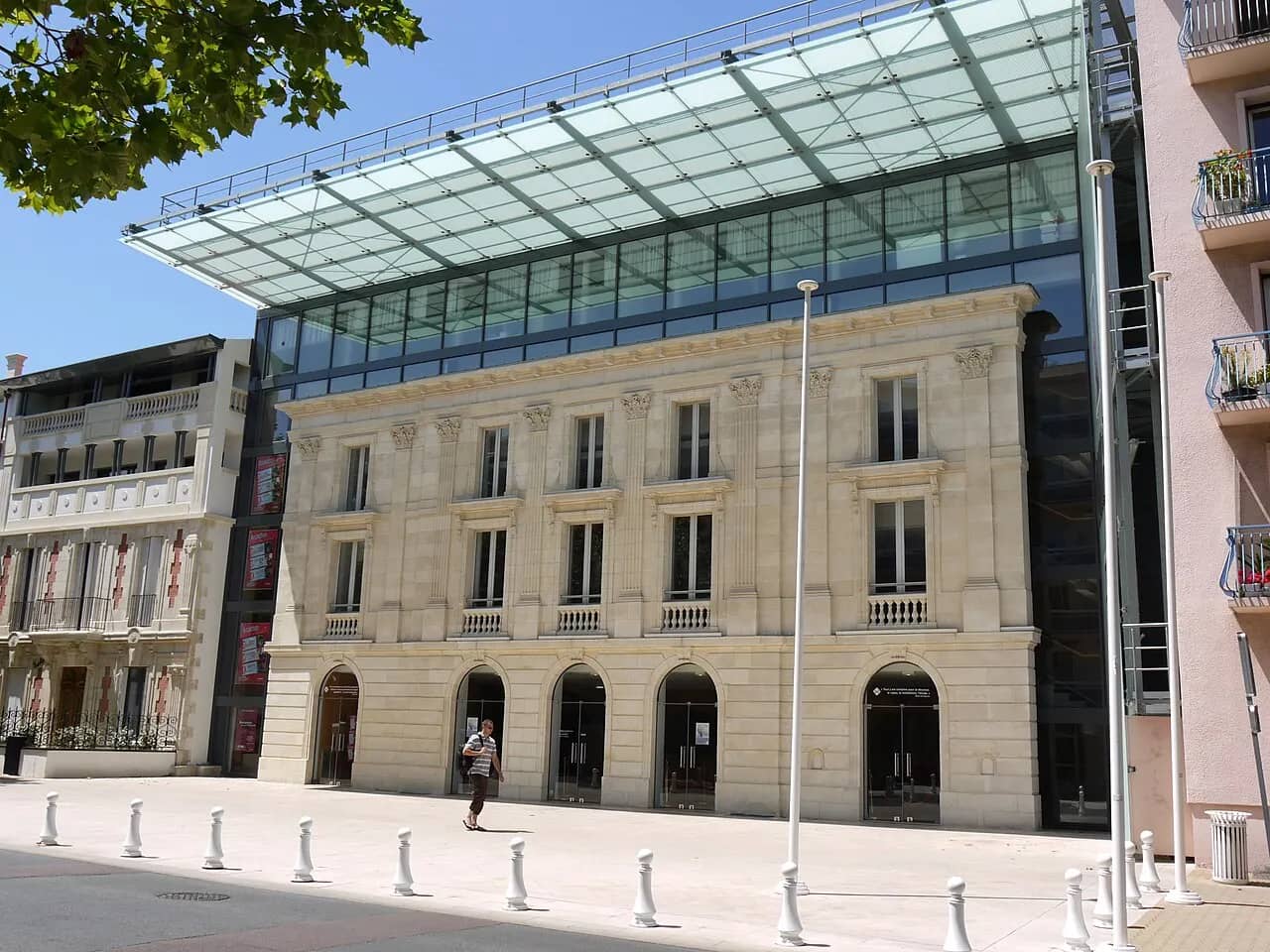 THEATRE OLYMPIA