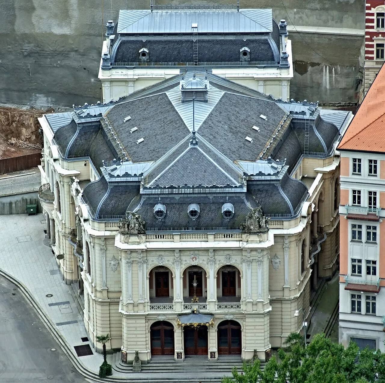Městské divadlo Karlovy Vary