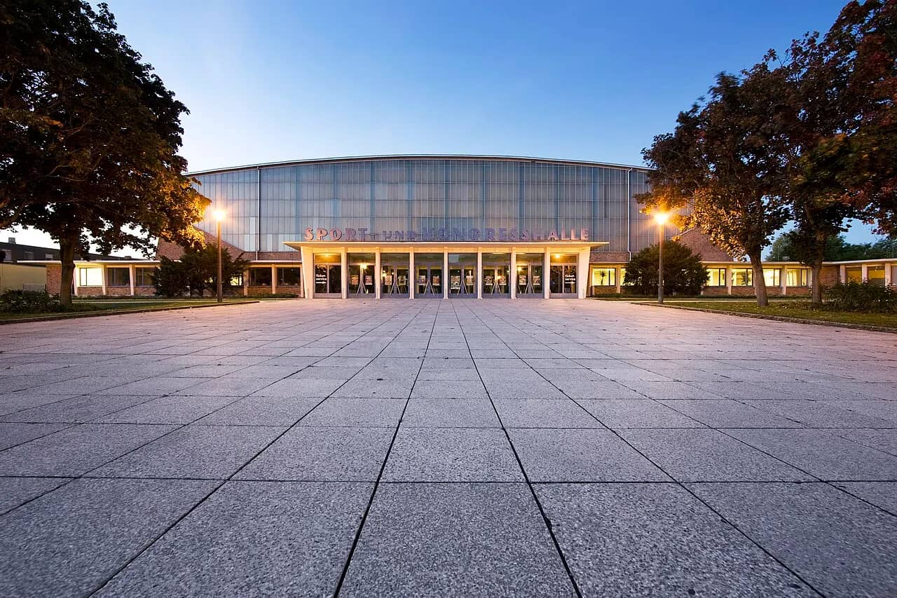 Sport und Kongresshalle