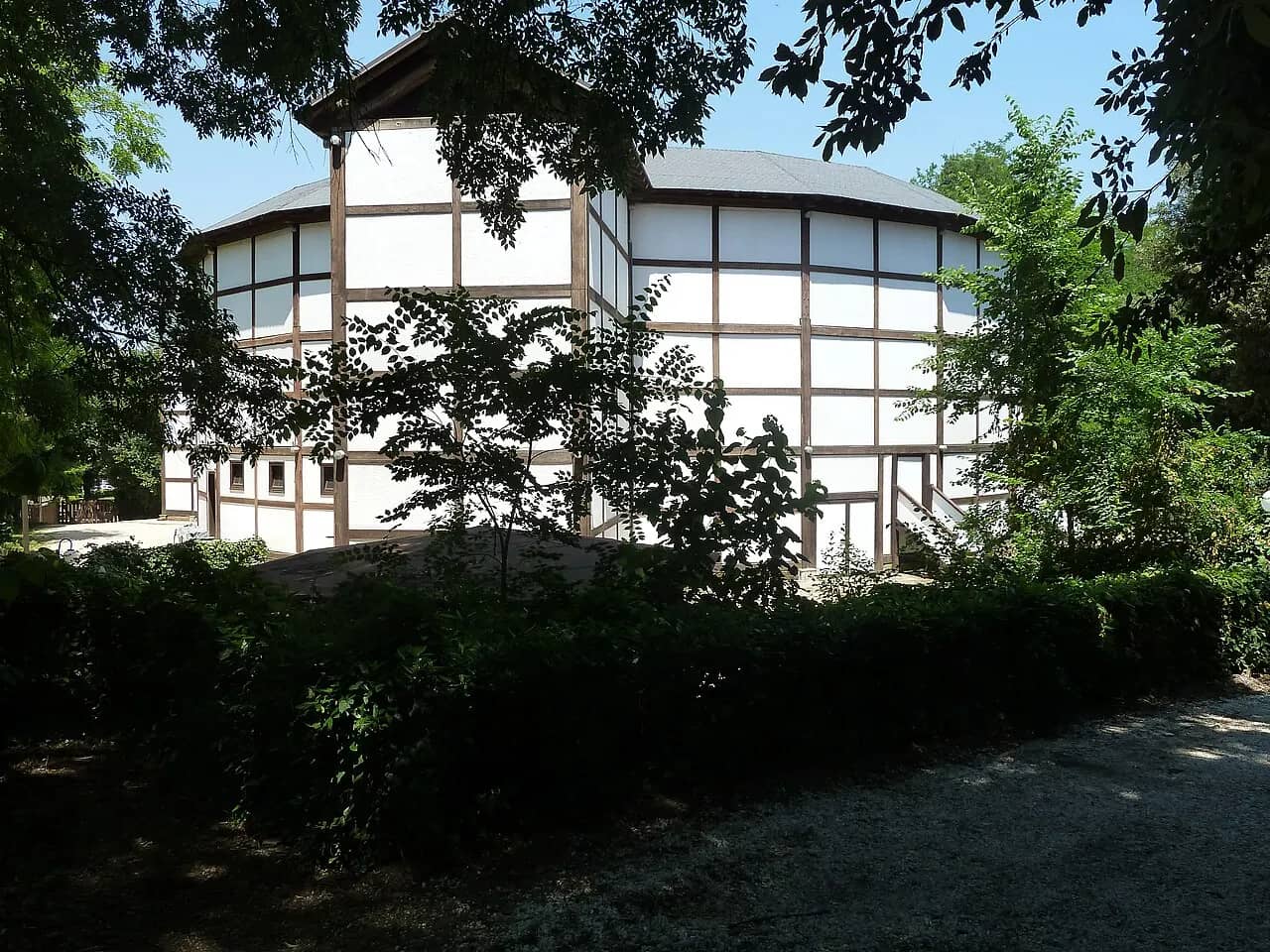 Silvano Toti Globe Theatre