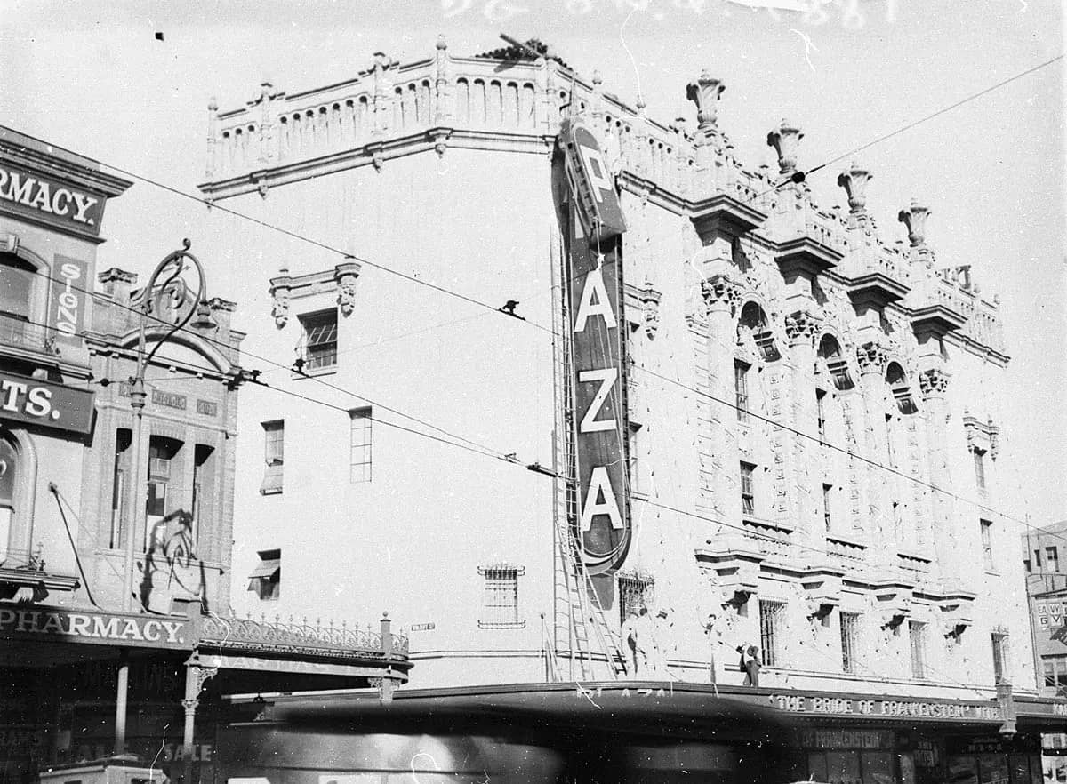 Plaza Theatre