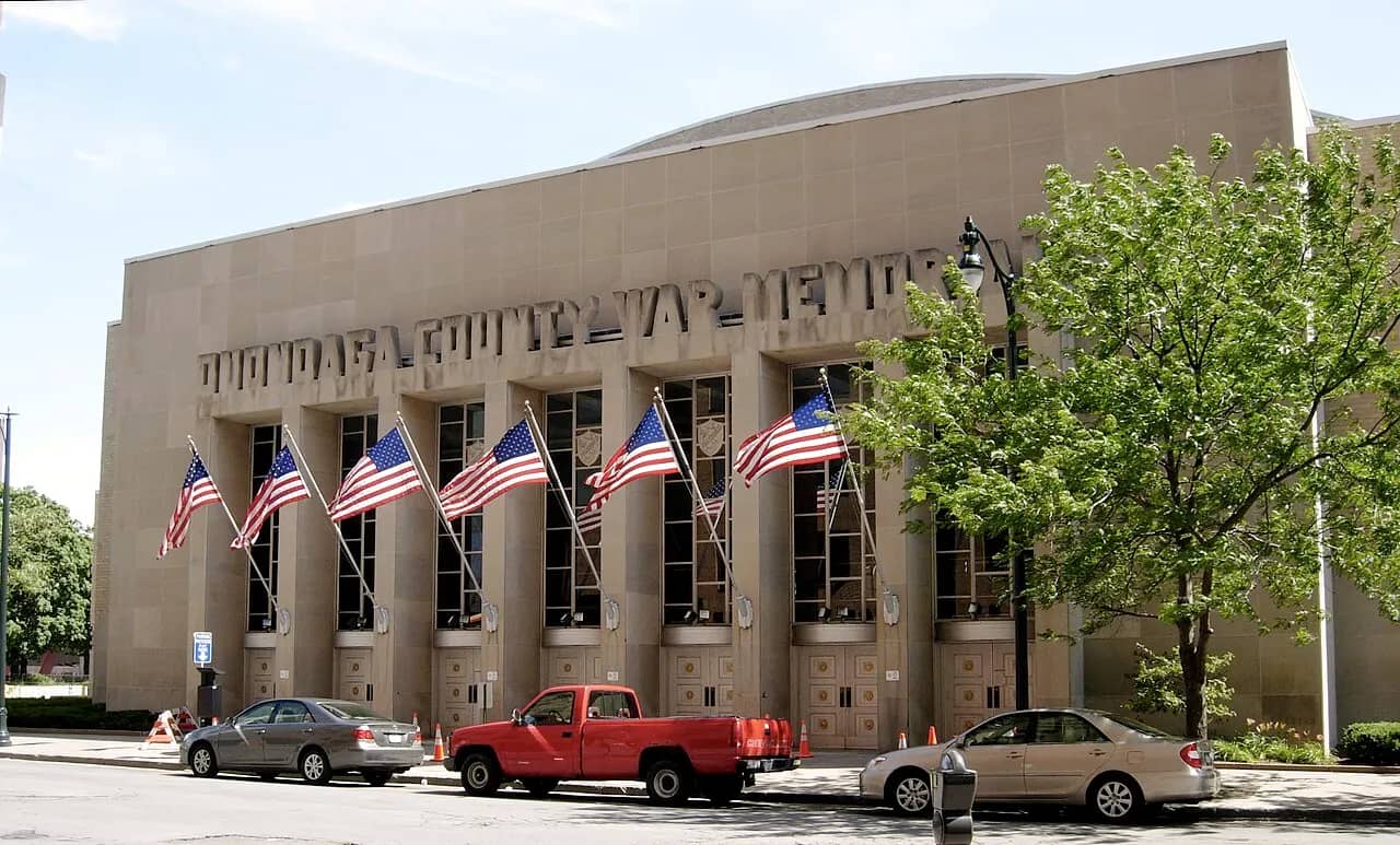 Upstate Medical University Arena at The Oncenter War Memorial