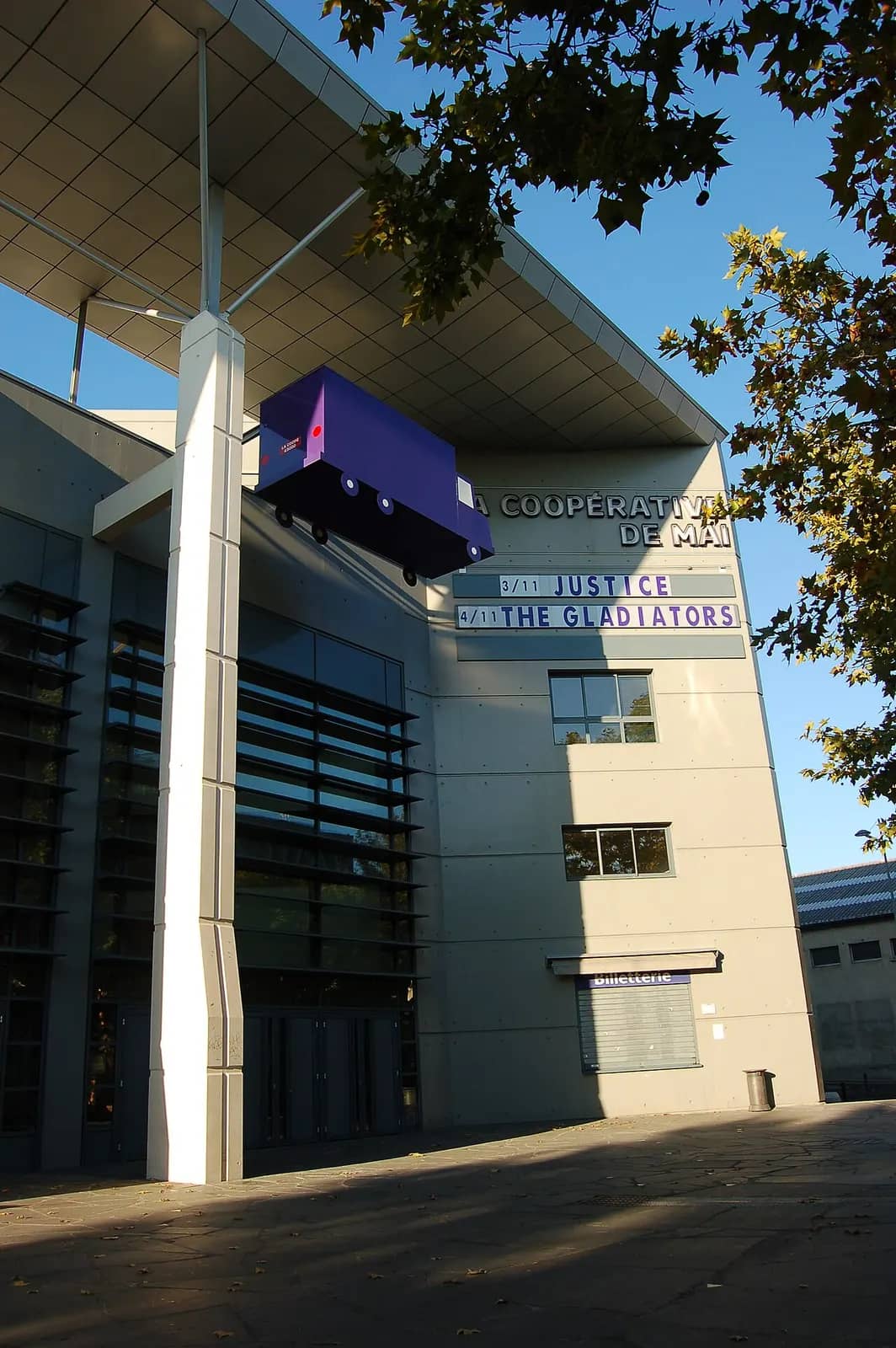 LA COOPERATIVE DE MAI