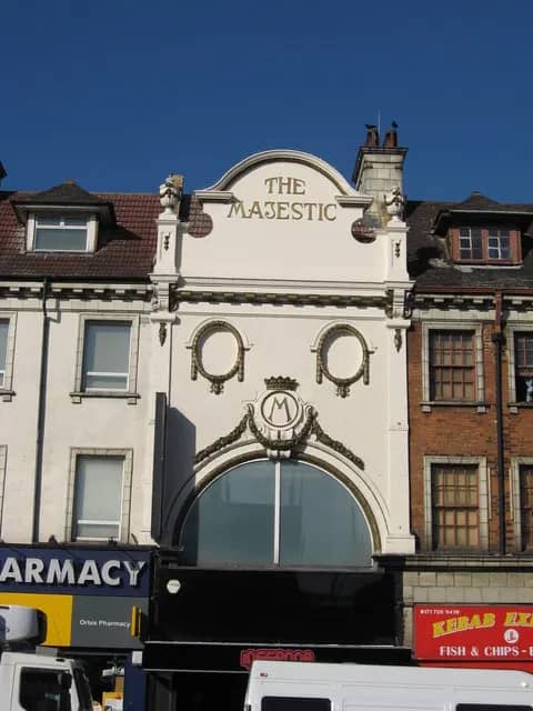 INFERNOS CLAPHAM