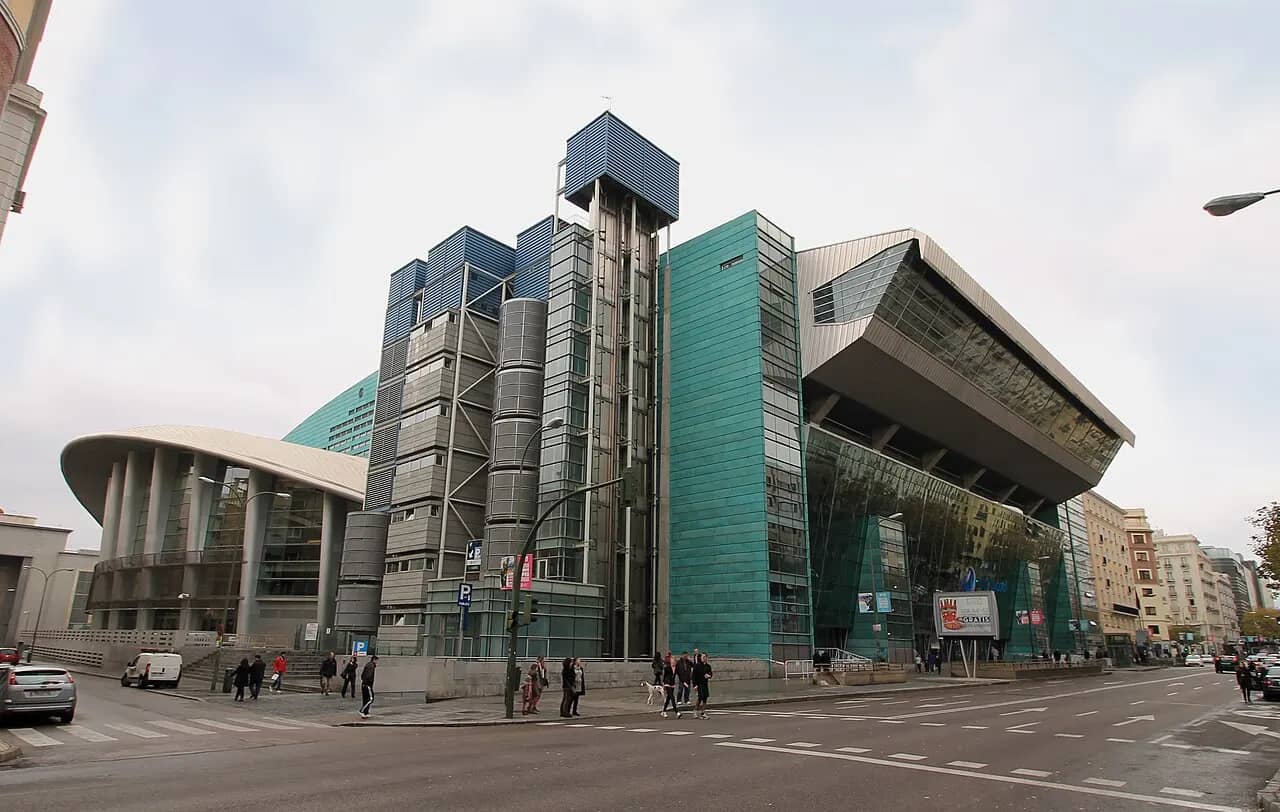 LA SALA (MOVISTAR ARENA)
