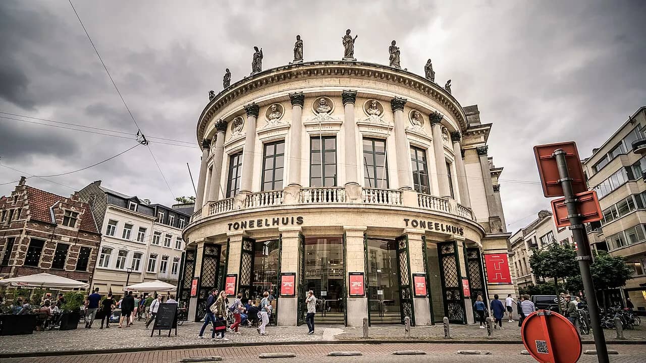 Bourlaschouwburg