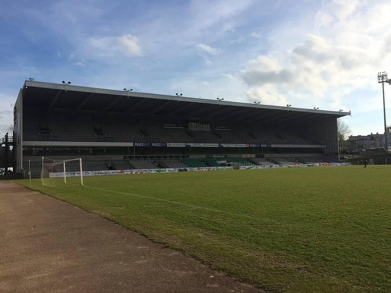 Edmond Machtensstadion