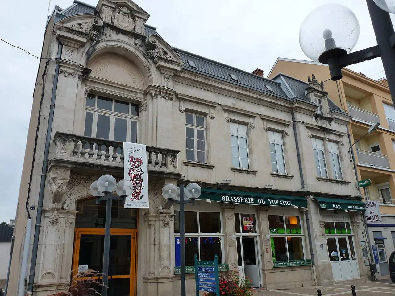 THEATRE SAUVAGEOT