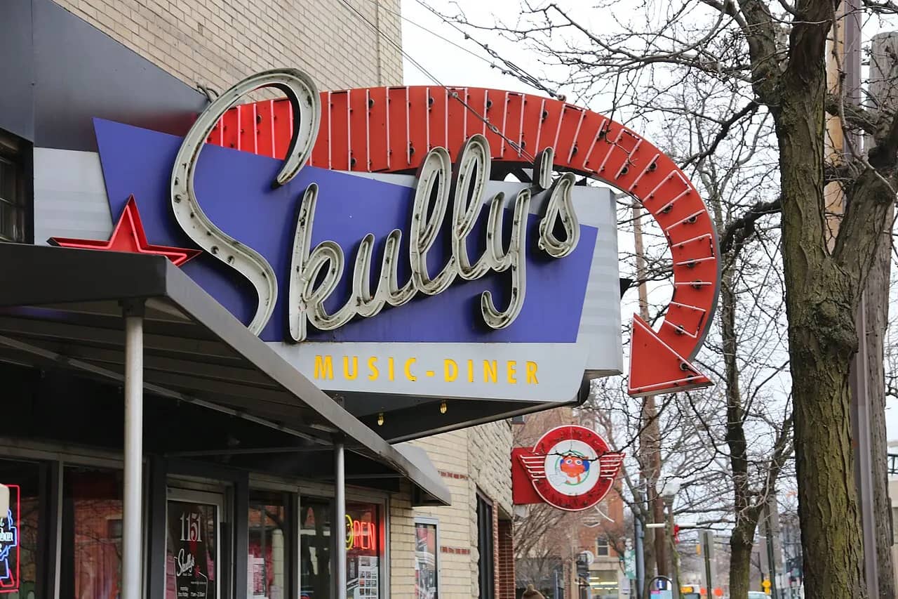 Skully's Music Diner