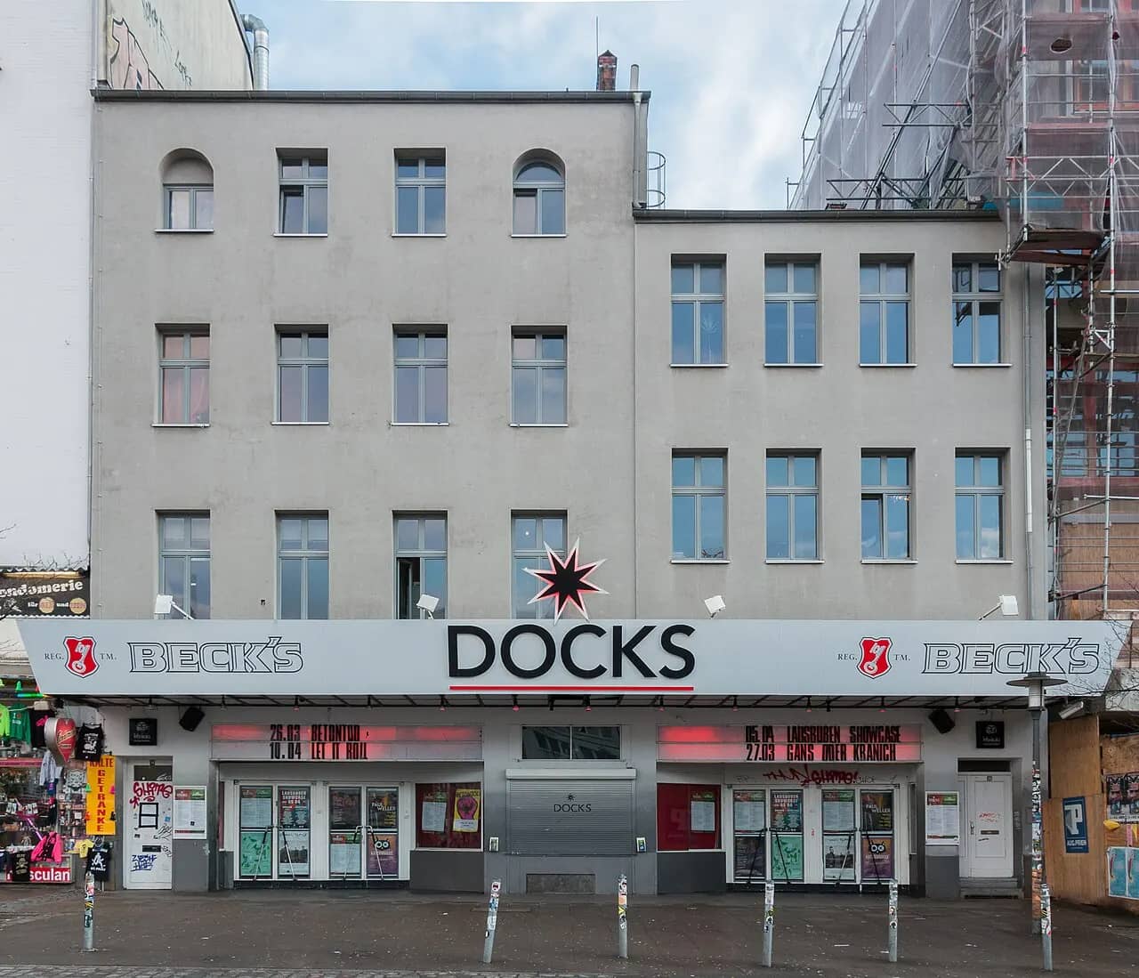 Docks