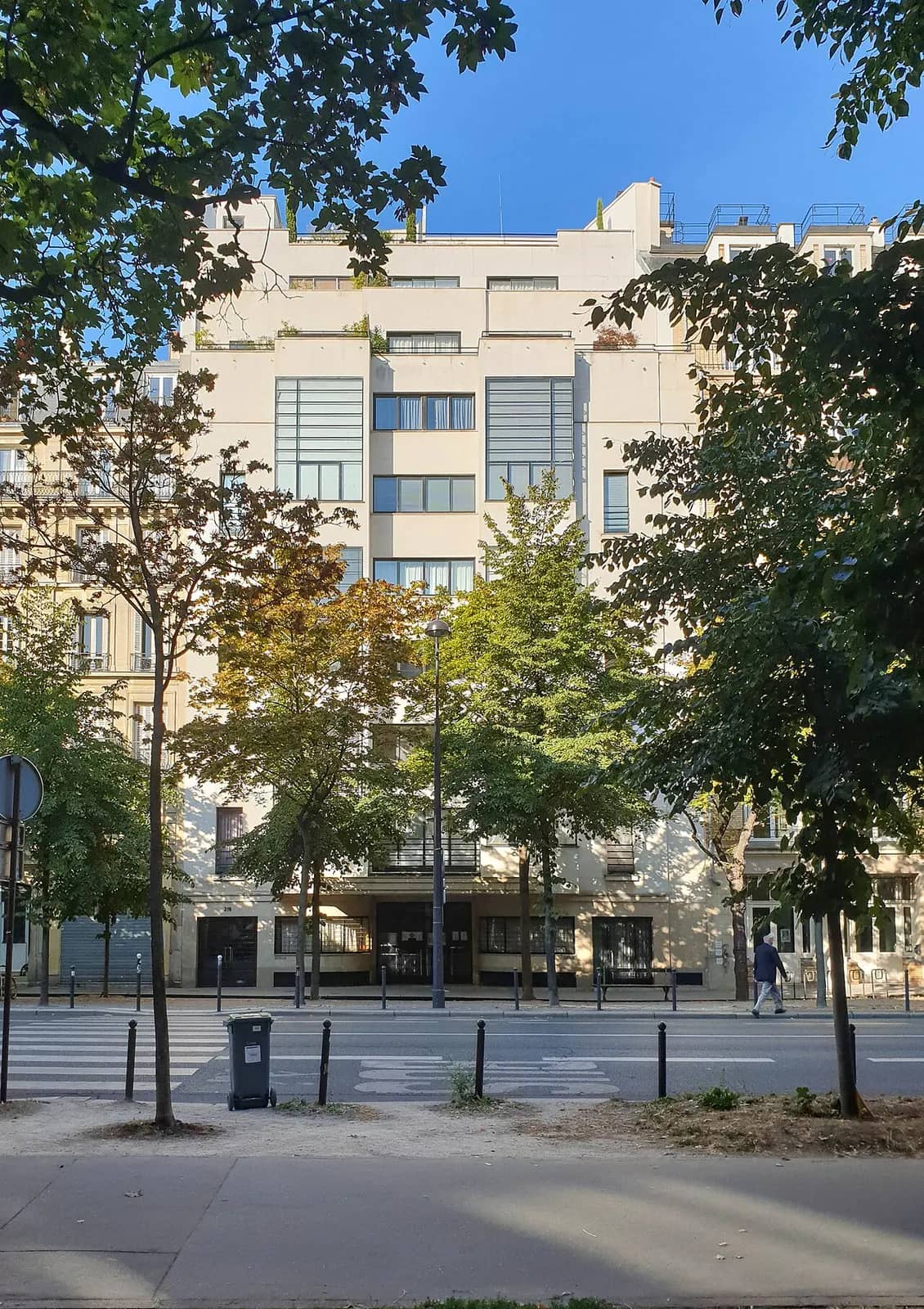 STUDIO RASPAIL