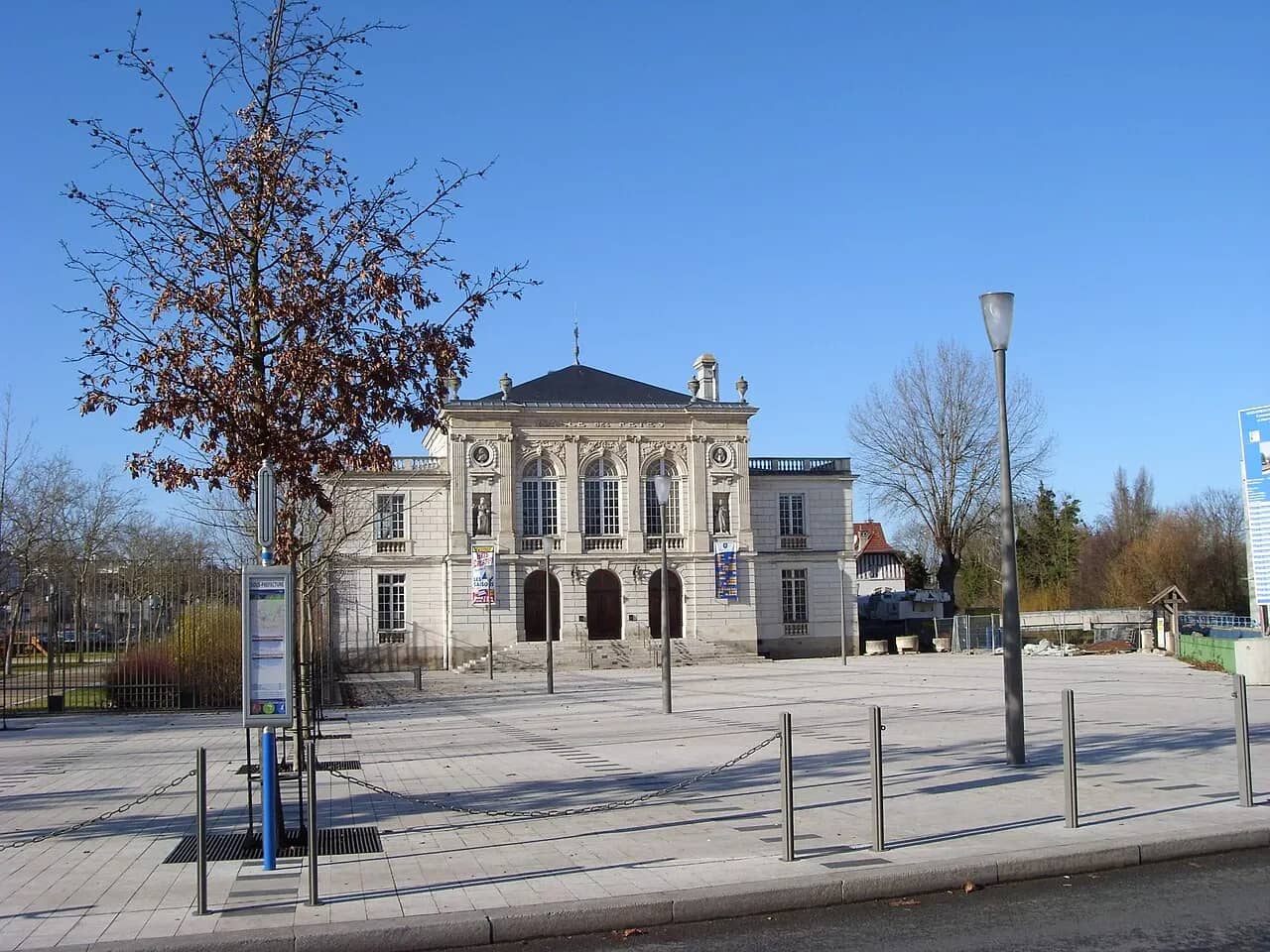 SALLE DES FETES