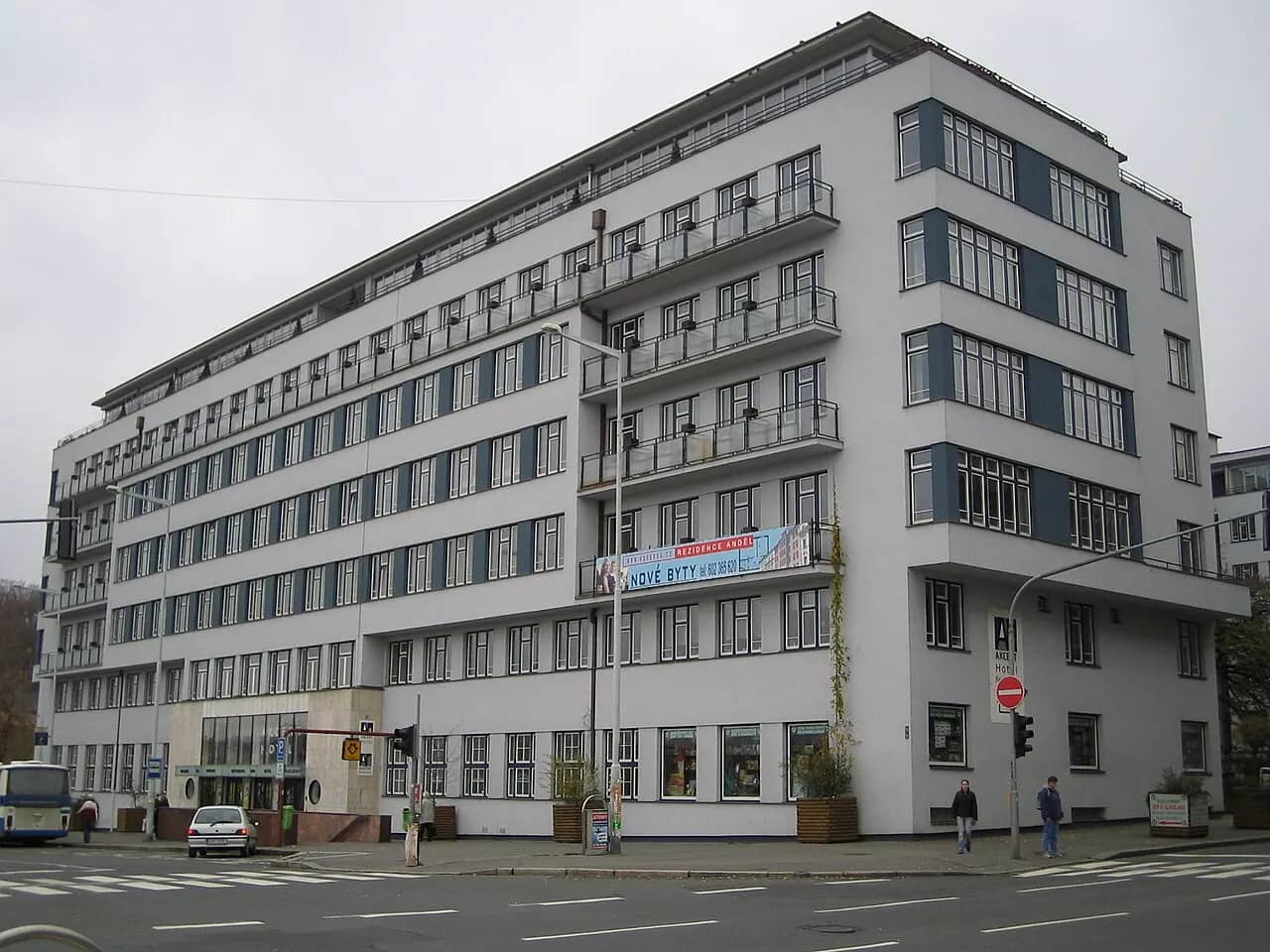 Ženské domovy