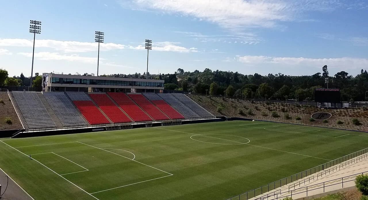 Cal State Bakersfield Roadrunners at Cal State Fullerton Titans Womens Soccer