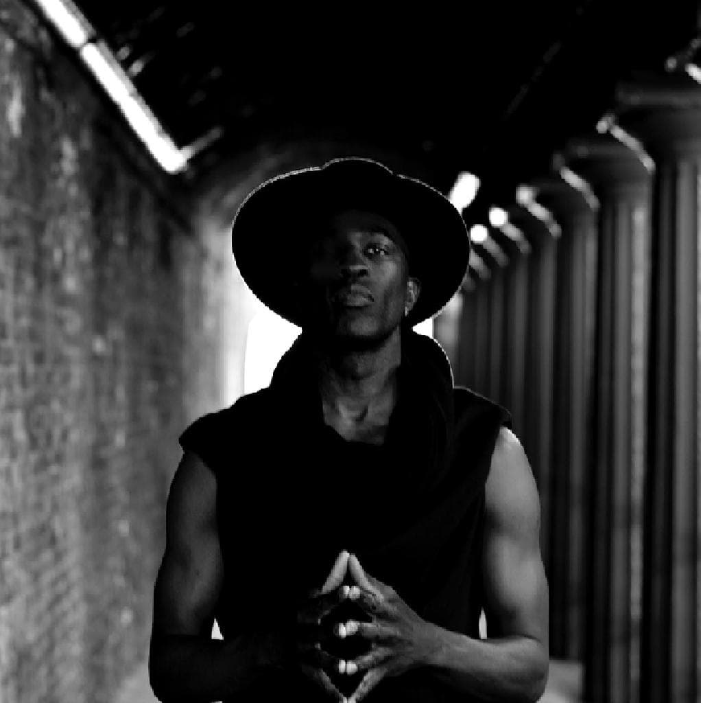 Sola Akingbola