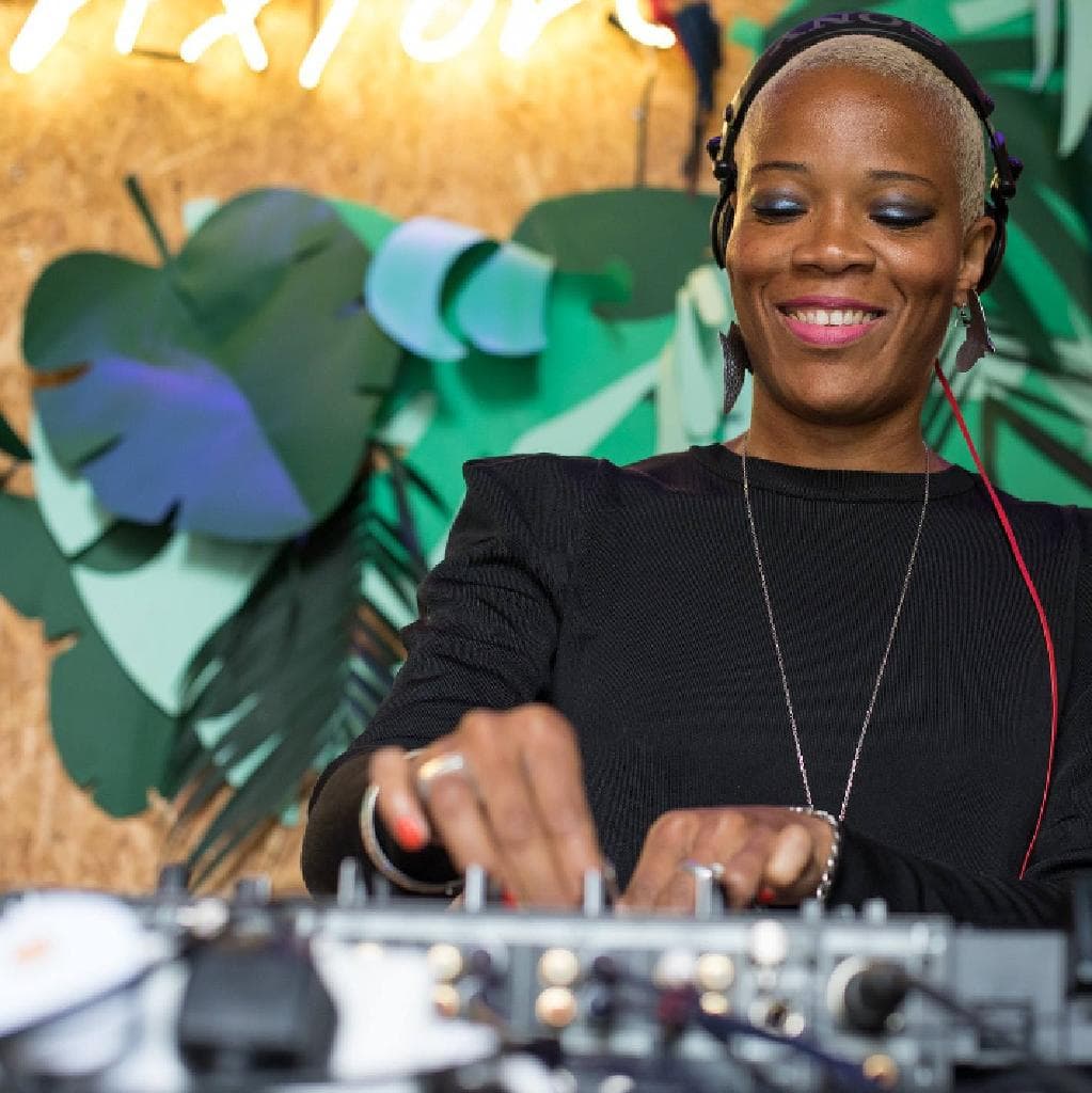 DJ DuBois
