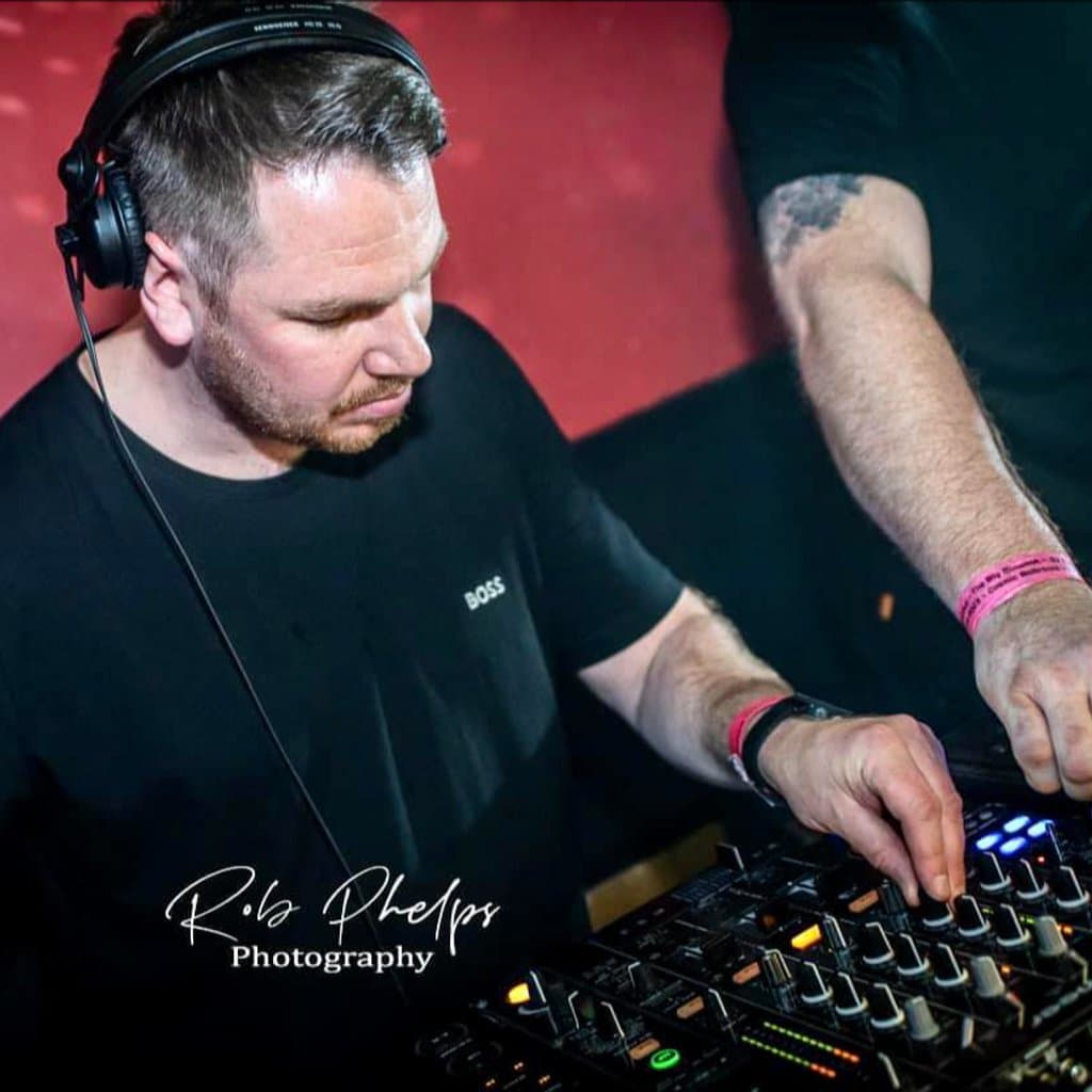DJ Colin Bell