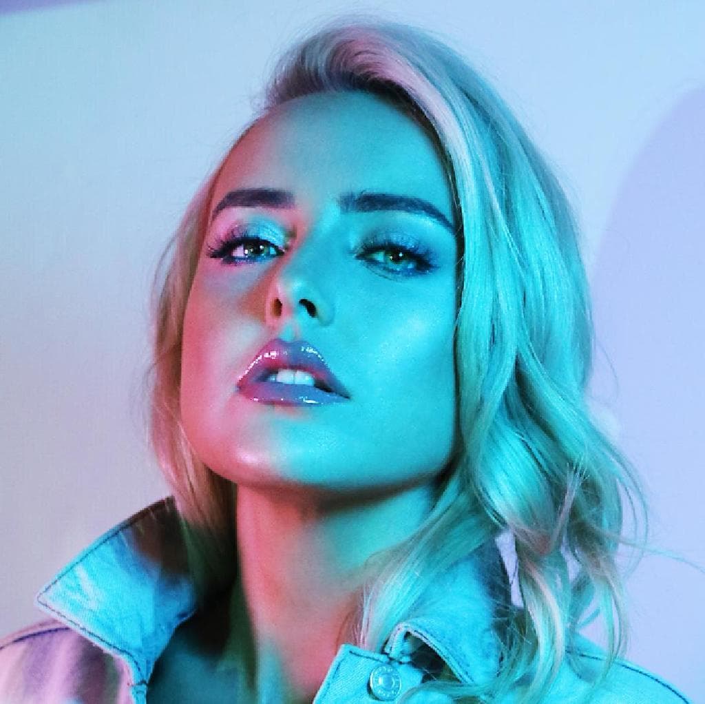 Holly Ellison