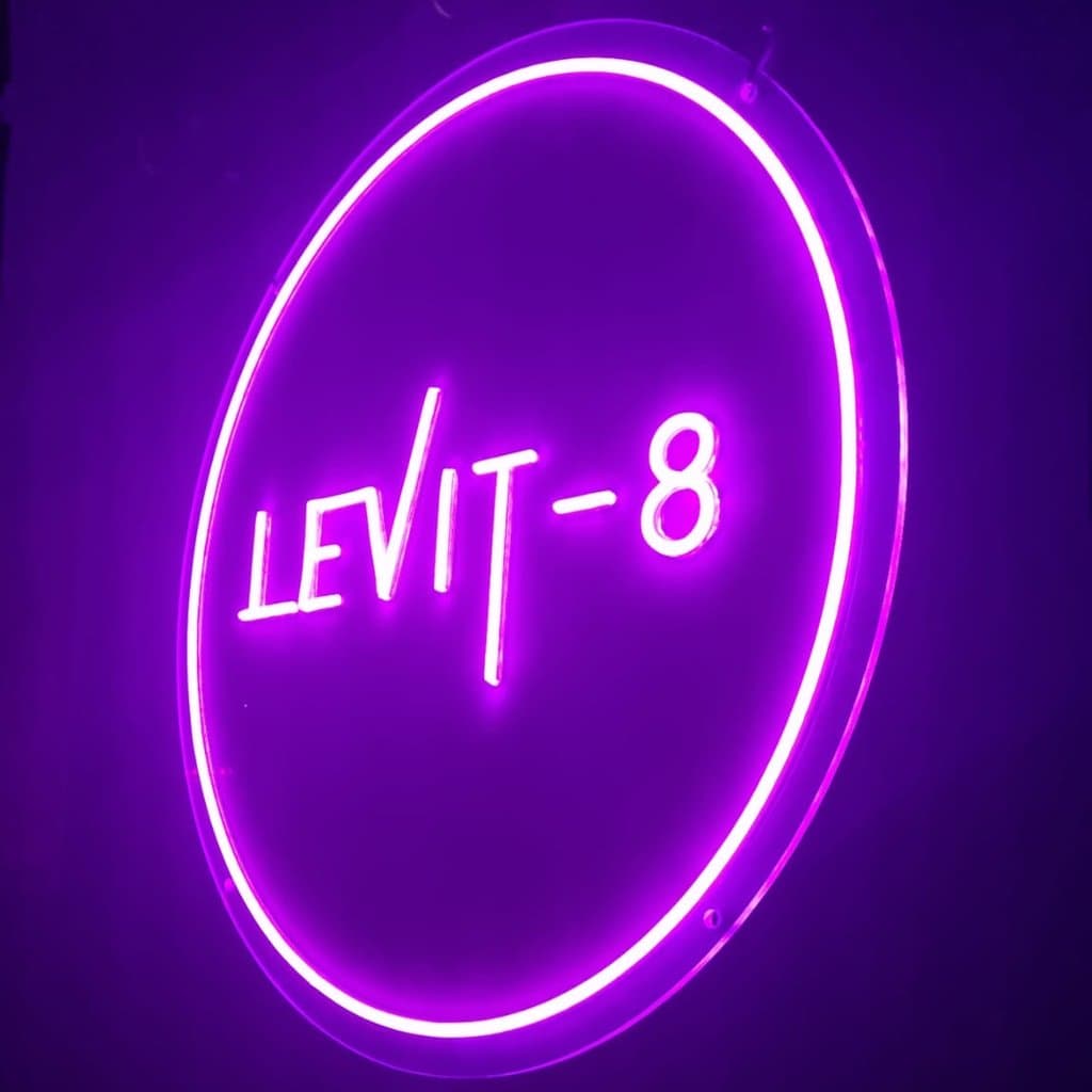 Levit-8 Trance