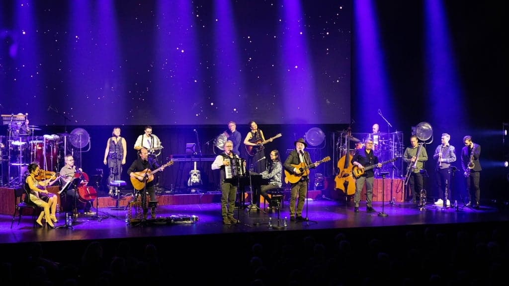 Stjernestunder 2026 Neighbours & Friends med Tørfisk