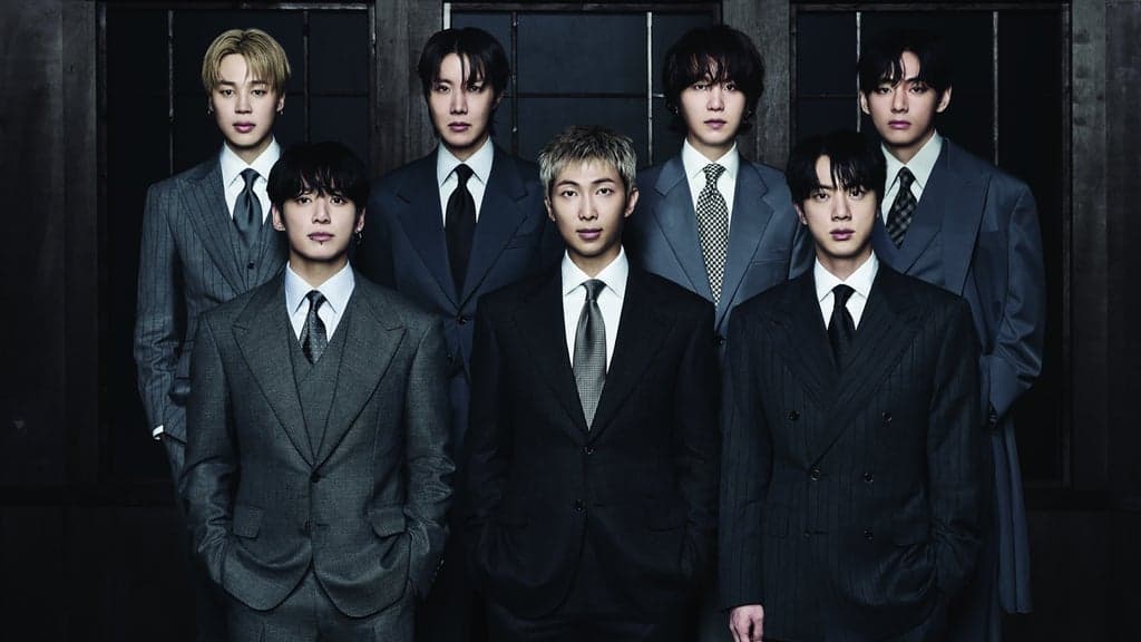 BTS WORLD TOUR ARIRANG
