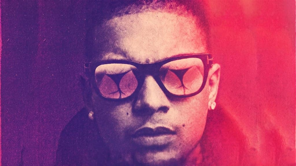 Ronnie Flex - De Nacht Is Nog Jong Net Als Wij Voor Altijd