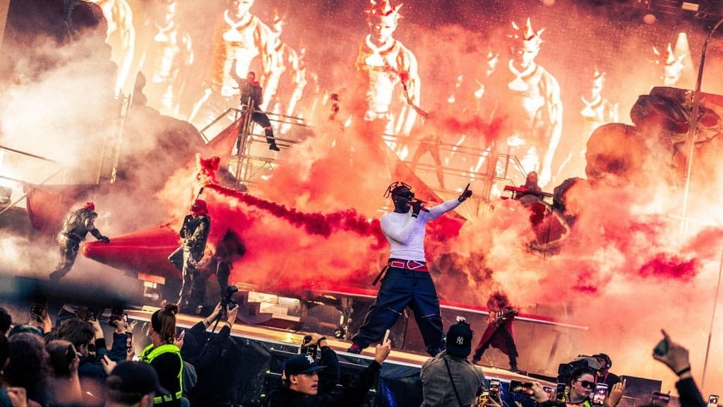 Turisti Presents: Magic City Arena Tour | Perhepaketit