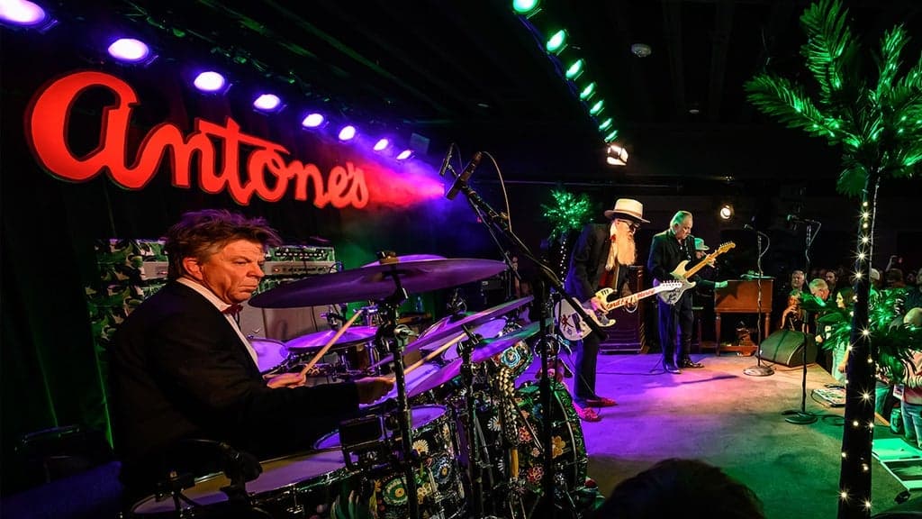 The Jungle Show w/ Gibbons, Vaughan, Flanigin & Layton