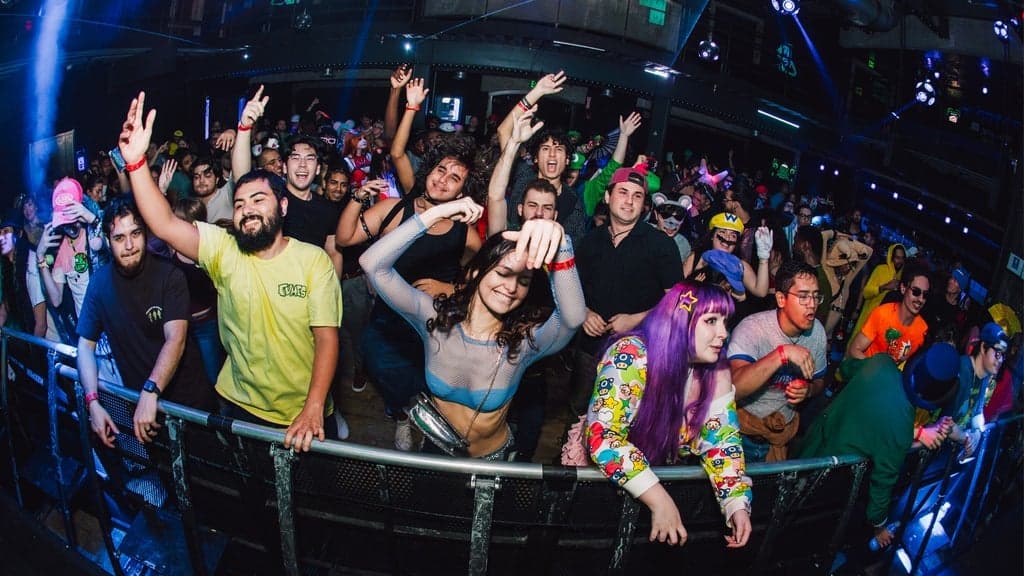 2000's Rave (18 & Up!)