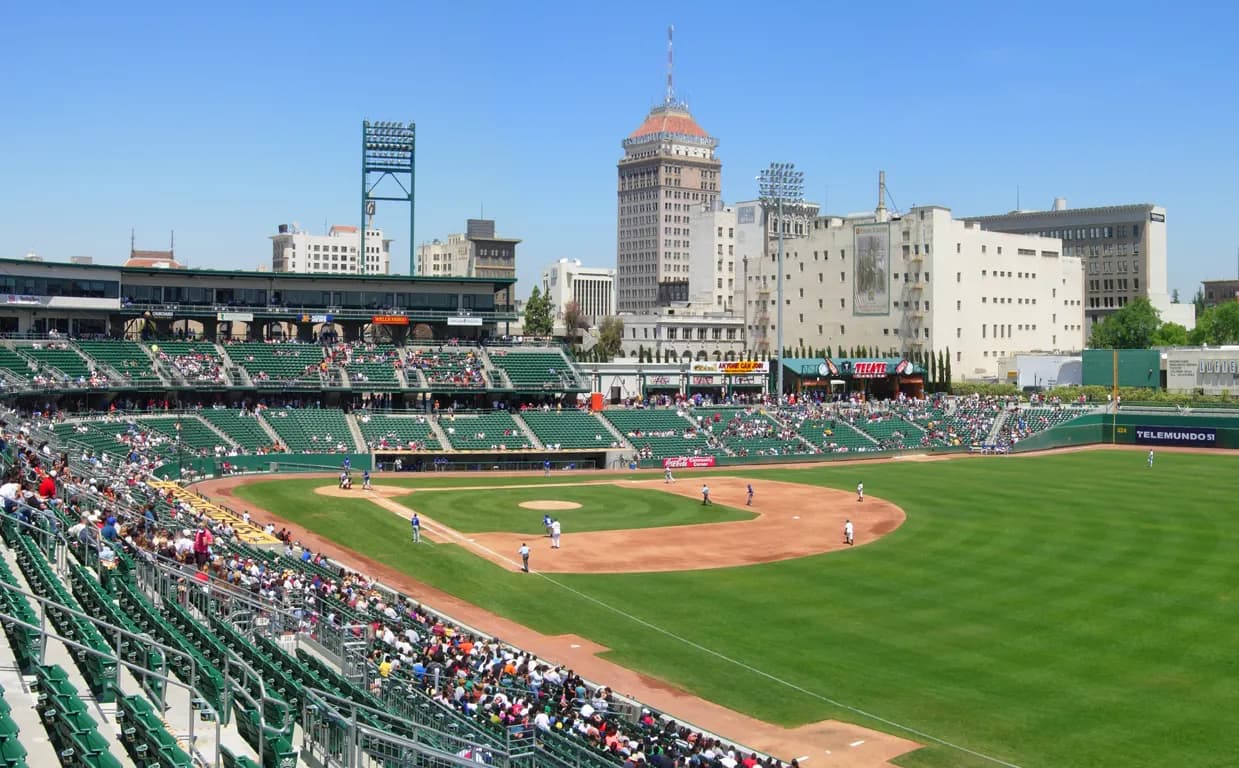 Visalia Rawhide at Fresno Grizzlies
