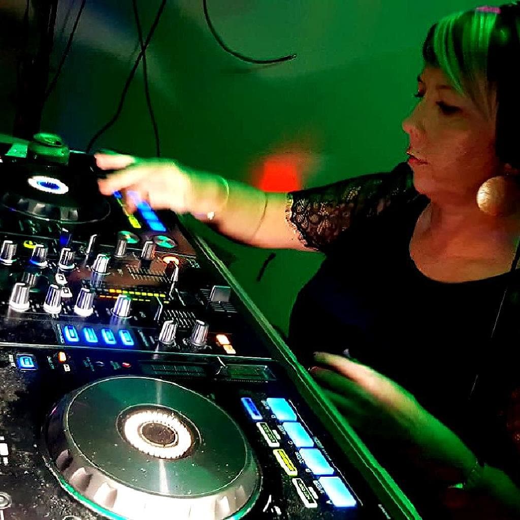 Nicky Nally