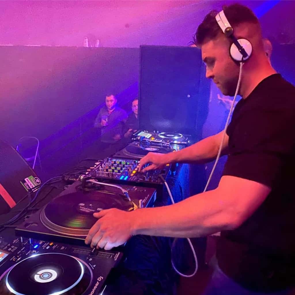 DJ Ollie B