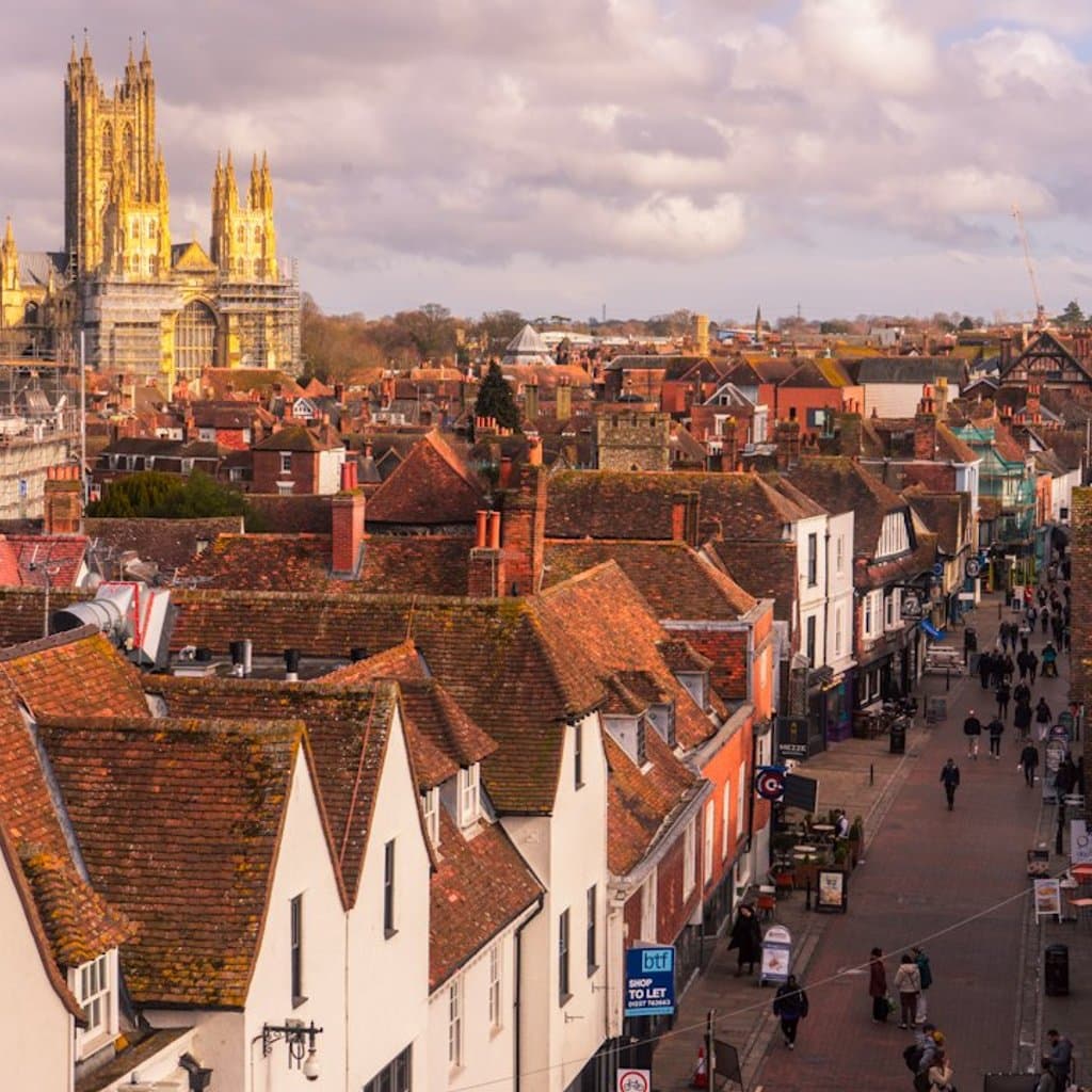 Canterbury Audio Tour: From Cathedral Stones to Cultural Thrones