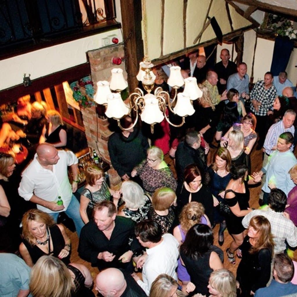 ESHER, SURREY. Party for Over 35's-65's+ SAT 21 NOV